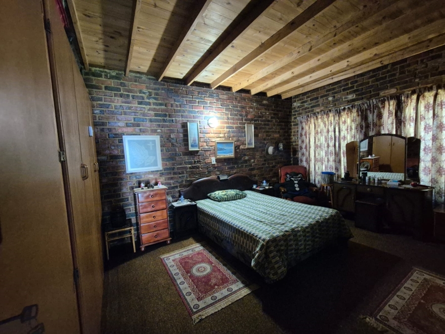 4 Bedroom Property for Sale in Sasolburg Ext 4 Free State